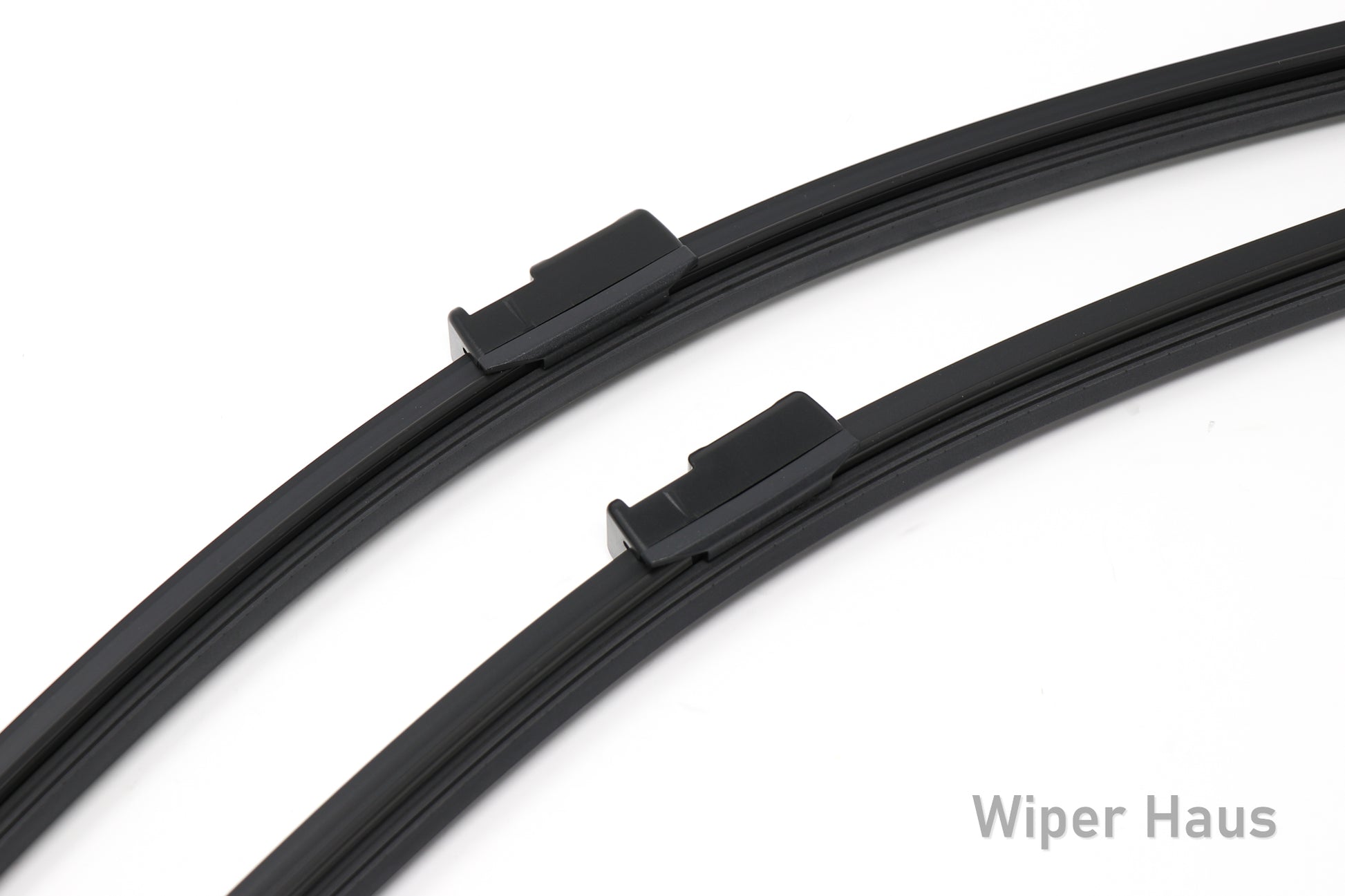 2 bosch aerotwin front wiper blades on white background
